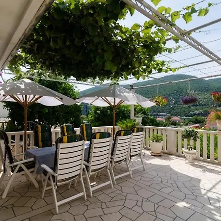 公寓 罗西奇旅馆 Mokošica